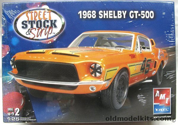 AMT 1/25 1968 Ford Shelby GT-500 Mustang - 3 in 1 - Stock / Custom / Drag, 38536 plastic model kit